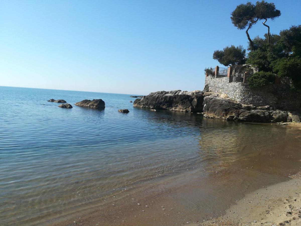 Il Casale Del Magra Hotel Амеля Екстериор снимка